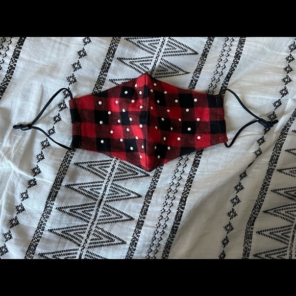 Lele Sadoughi red and white buffalo check with heat stamp pearls Face Mask - Picture 2 of 8